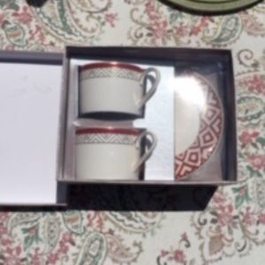 NWOT GRACE TEA SET FOR TWO MUGS AND TEA SI…